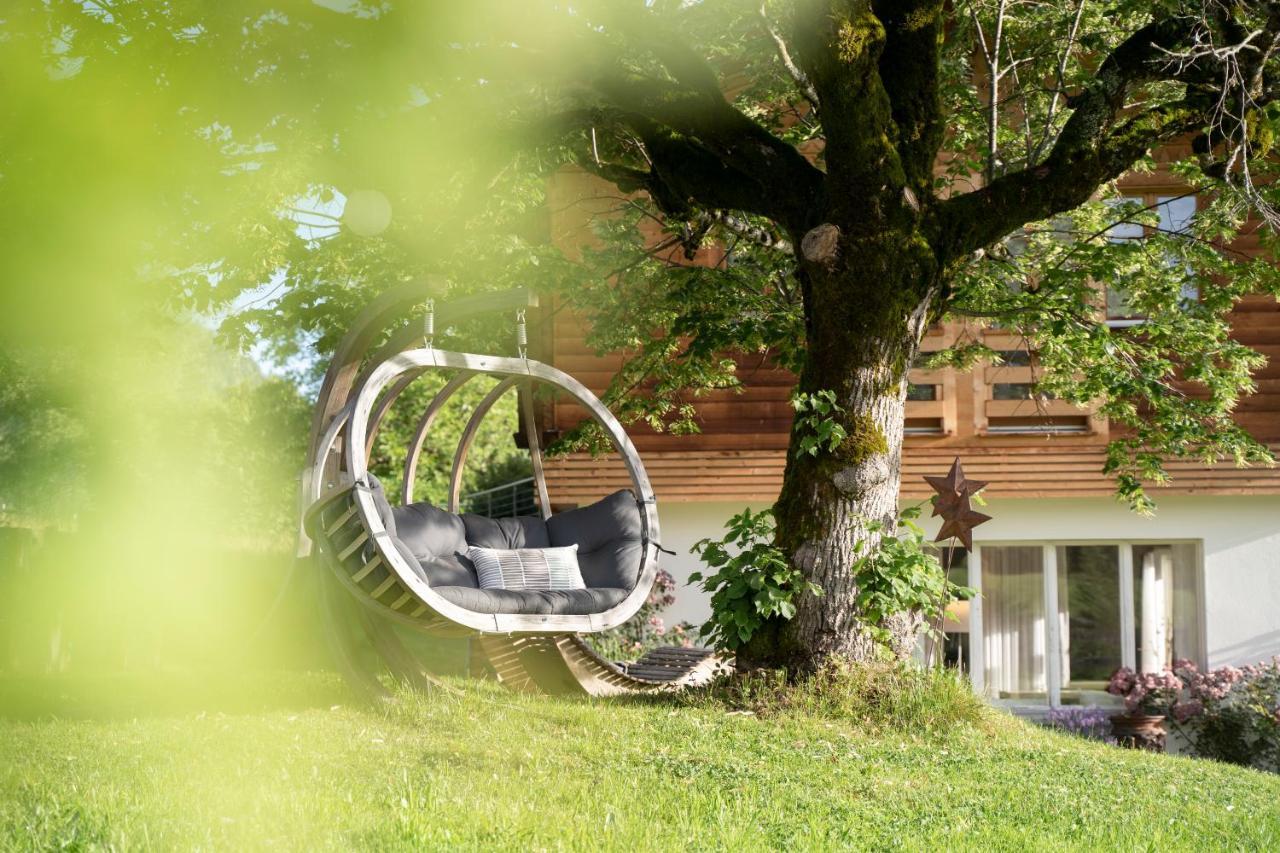 Lenk Lodge - Boutique & Design Hotel Und Apartements Екстер'єр фото